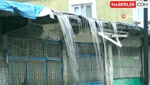 Beytüşşebap'ta şiddetli yağış nedeniyle okullar tatil edildi