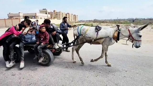 بسبب القصف الإسرائيلي.. نزوح المواطنين من محيط مجمع الشفاء الطبي