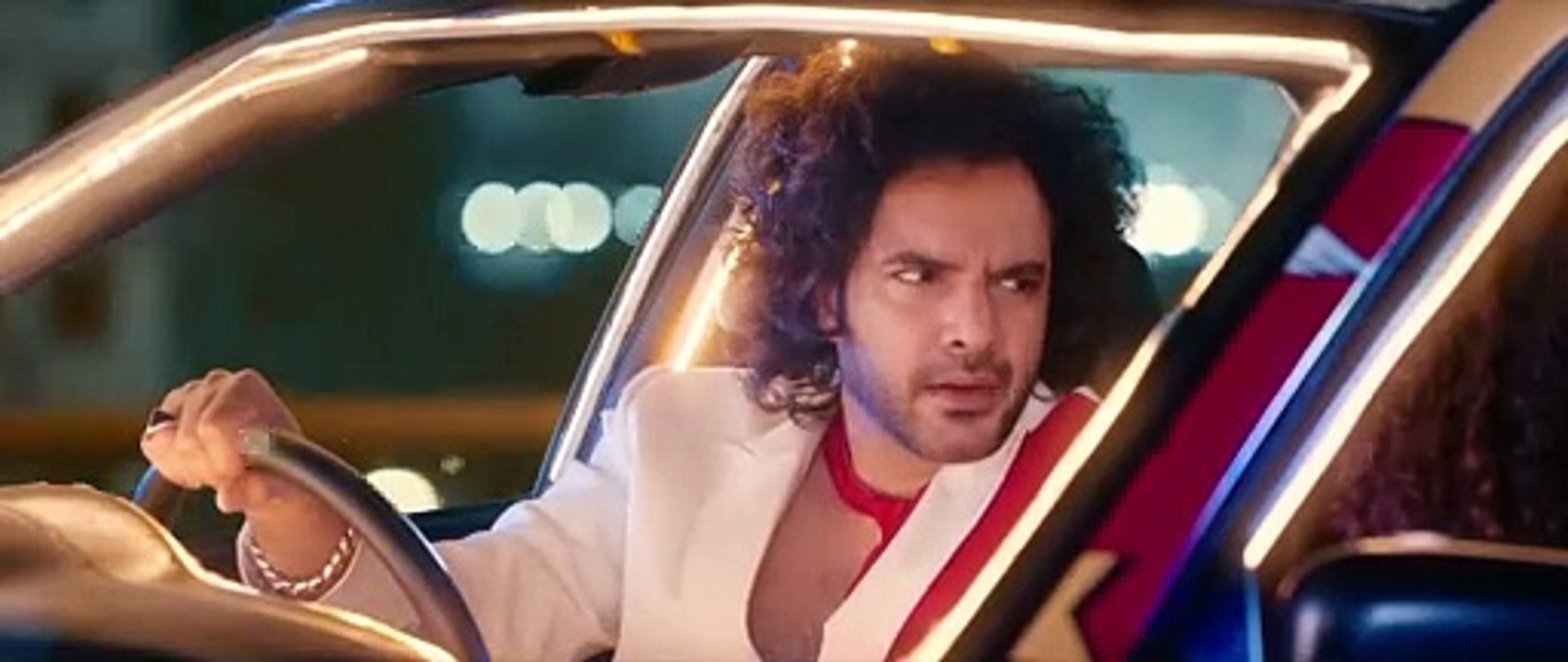 Tillu Square Trailer OV