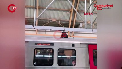 Metronun üzerine çıktı, seferler durdu