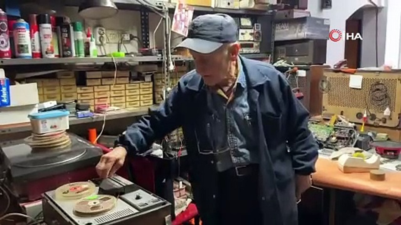87 yaşındaki Bilal dede ''taraftar nasıl olur'' tüm Türkiye'ye gösterdi