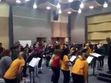 Una Banda de Preparatoria tocando Heavy Metal