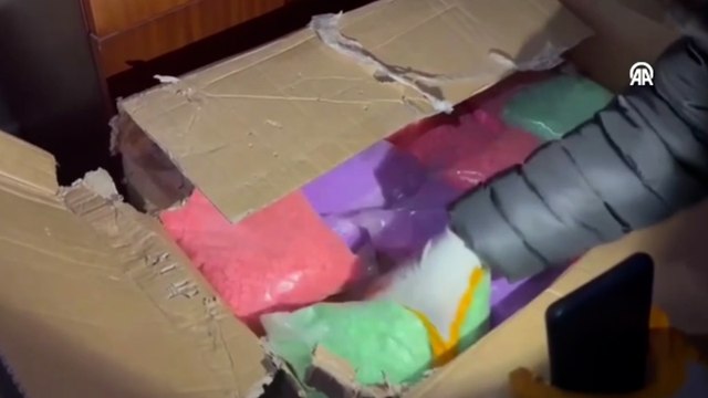 Uyuşturucu ticareti yapan 4 kişi yakalandı