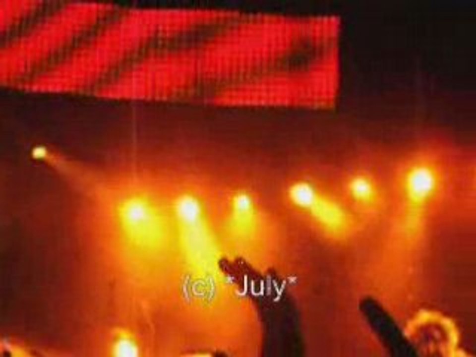 Tokio Hotel "Totgeliebt" le 09.03.08 à Bercy