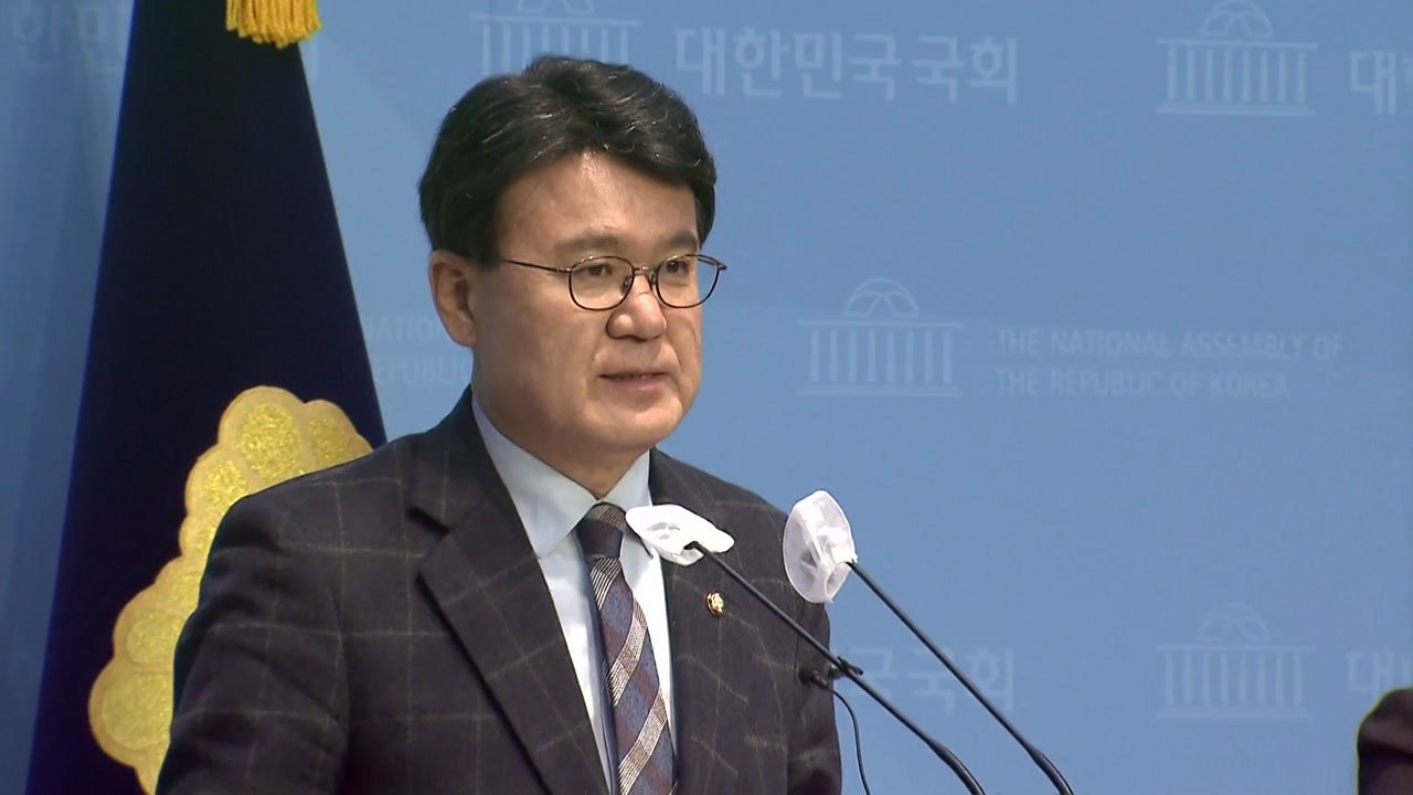 황운하 "조국혁신당, 25∼30% 득표·최대 15석 목표" / YTN