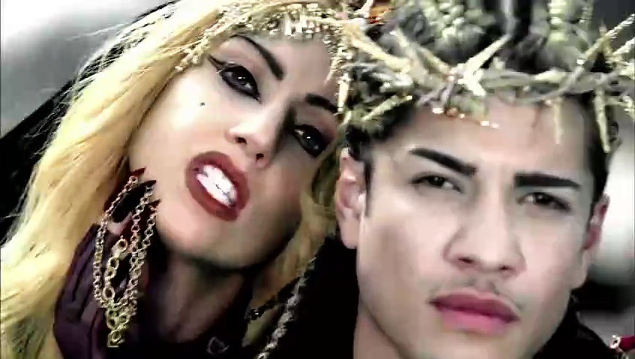 Lady Gaga - Judas **Official Music Video** - Vídeo Dailymotion