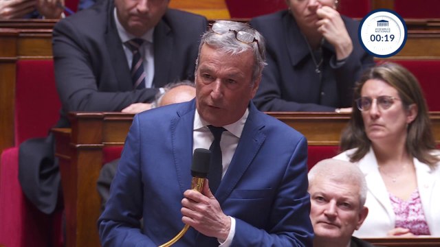 Avec 3.000 milliards d'euros de dette, on ne peut plus faire comme avant : Philippe Vigier (MoDem) interpelle Bruno Le Maire sur le remboursement de la dette française