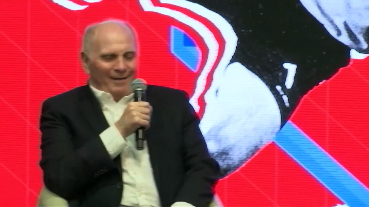 'Unten steht die Polizei': Hoeneß und Maier erzählen witzige Einbruch-Story