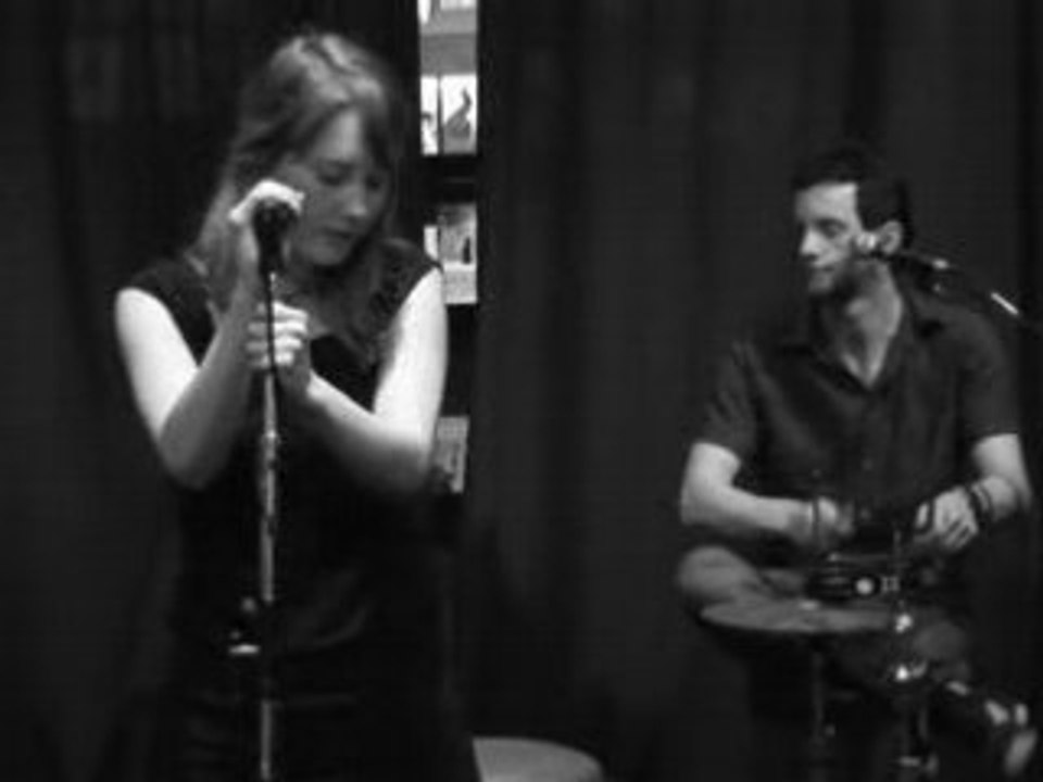 ARTHER - FNAC BREST - Show case