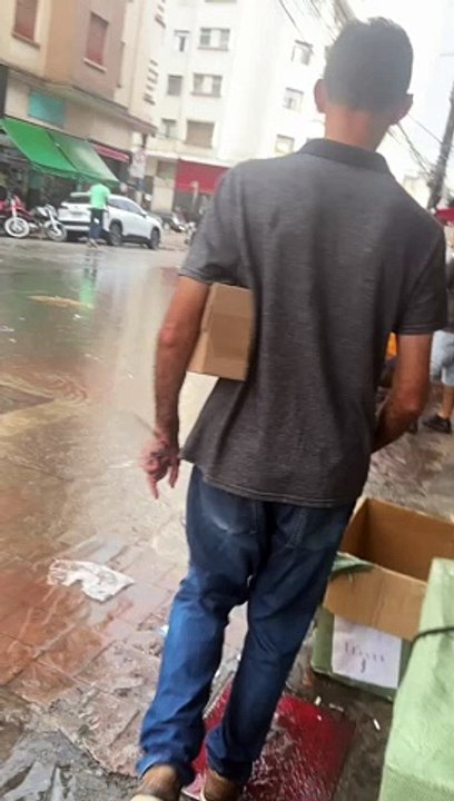 Cart Puller Accidentally Dumps Customer