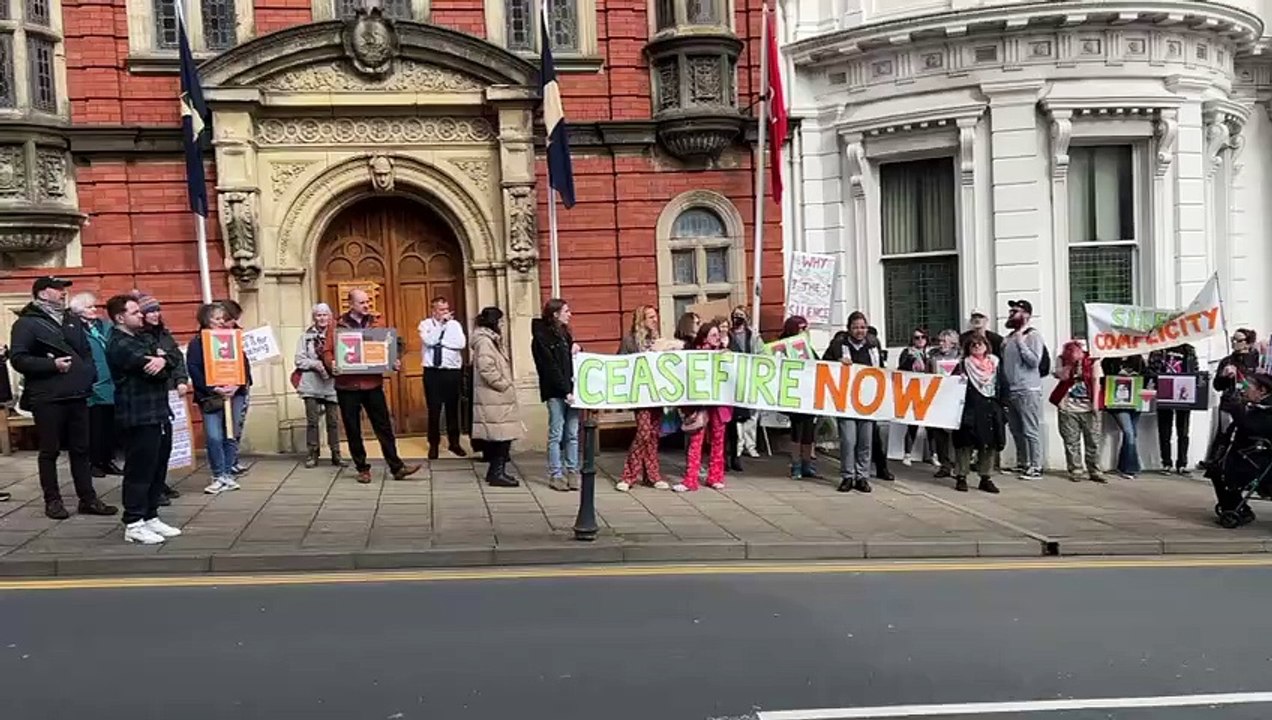 Watch as Isle of Man demonstrators stage noisy...