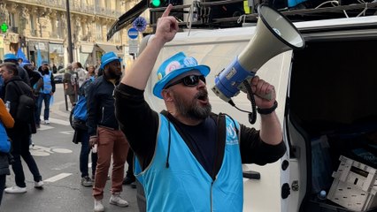 Download Video: Manifestation des fonctionnaires à Paris : « Les agents veulent plus d'argent !»