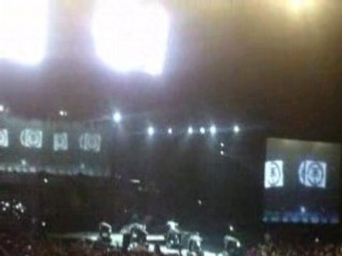 FIN DU CONCERT TOKIO HOTEL BERCY 09/03/08