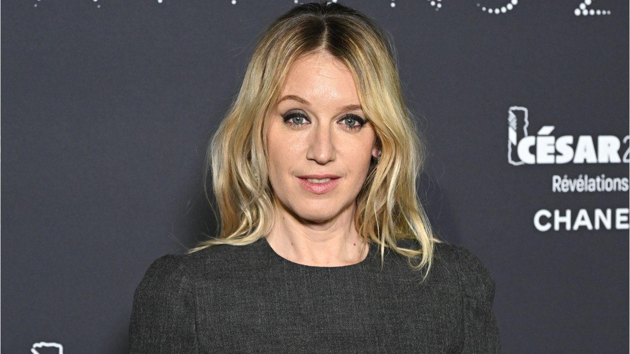 GALA VIDÉO - Ludivine Sagnier en couple : qui est son compagnon Kim Chapiron ?