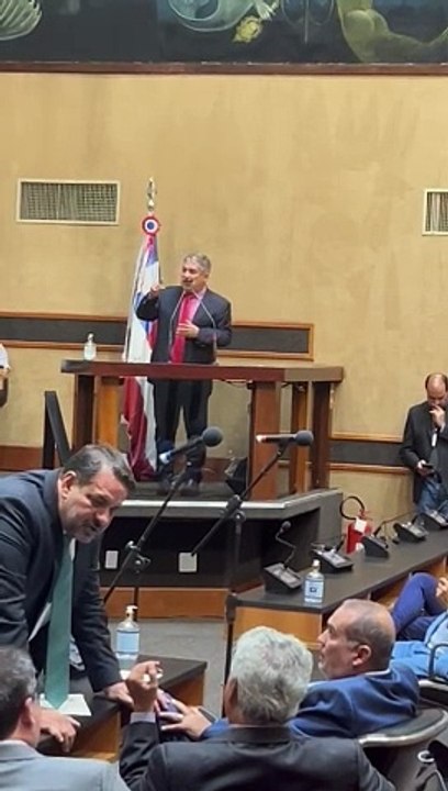 VÍDEO: Rosemberg Pinto critica postura de prefeito baiano: “não é essa a posição que os prefeitos devem ao Estado da Bahia”