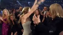 CMA Awards   Taylor Swift Wins Entertainer Of The Year
