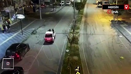 Mersin'de oto hırsızı önce kameraya sonra polise yakalandı