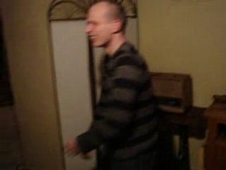 Mickael danse un slow