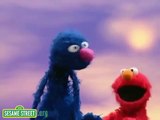 Elmo y Archivaldo Cuentan en Inglés y en Español