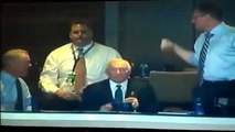 Cowboys owner Jerry Jones had an awkward moment on Thanksgiving VIDEO