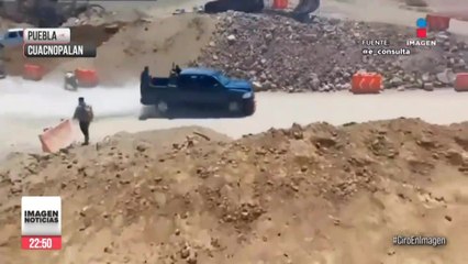 Con disparos al aire, hombres armados dispersaron manifestación en Puebla