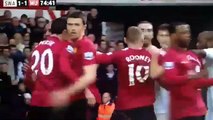 Manchester United vs Swansea Robin Van Persie gets hitted on head 23122012