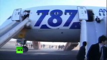 Evacuación del Boeing 787 después de aterrizar de emergencia en Japón