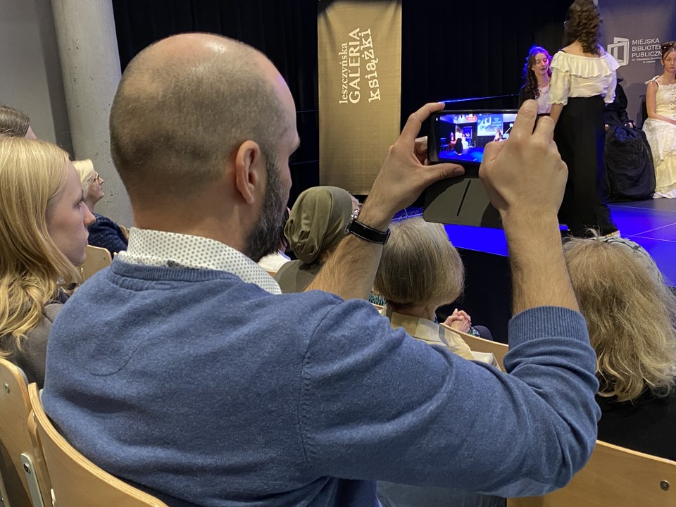 „Francja elegancja czyli niezwykłe spotkanie z Marią Leszczyńską" w Leszczyńskiej Galerii Książki