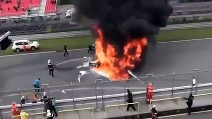 Horrible Crash Lamborghini Gallardo LP560