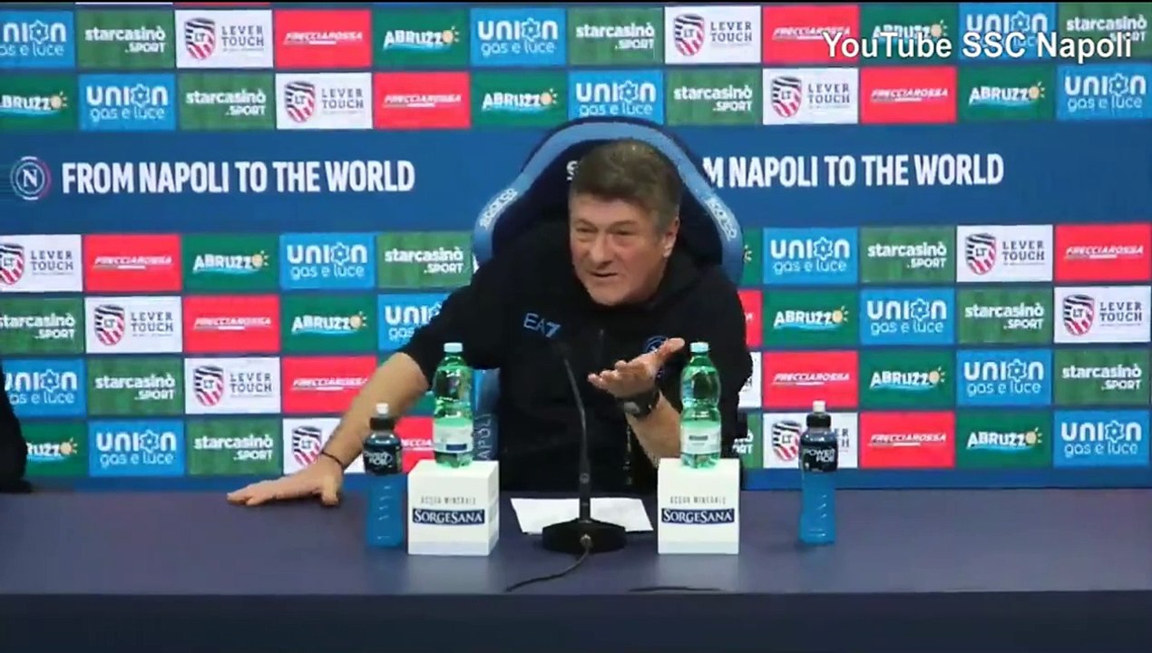 Napoli, Mazzarri: "Critiche? Nel calcio ci sono persone represse"