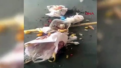Spor salonuna çöp döktüler... 'Ramazanda edepsizlik yapmayın'