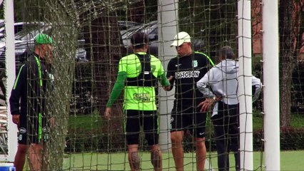 17-10-18 El grupo esta incomodo por esa situacion que paso Omar Duarte