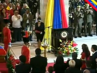 Download Video: Presidente Maduro Abraza a María Gabriela Chávez HIja de Hugo Chavez