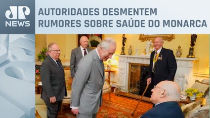 Rei Charles III encontra veteranos de guerra em Londres