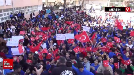 Alper Gezeravcı, Mersin'de mezun olduğu okulunu ziyaret etti