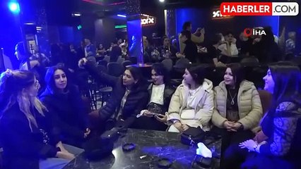 İranlılar Nevruz için Van'a akın etti! Eğlence mekanları dolup taşıyor