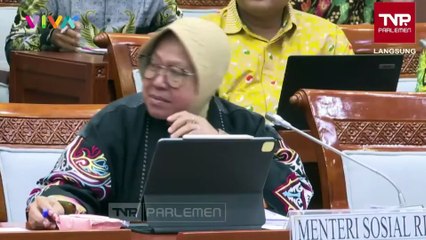 Tri Rismaharini Menangais Mendegar Lansia Tak dapat Bansos