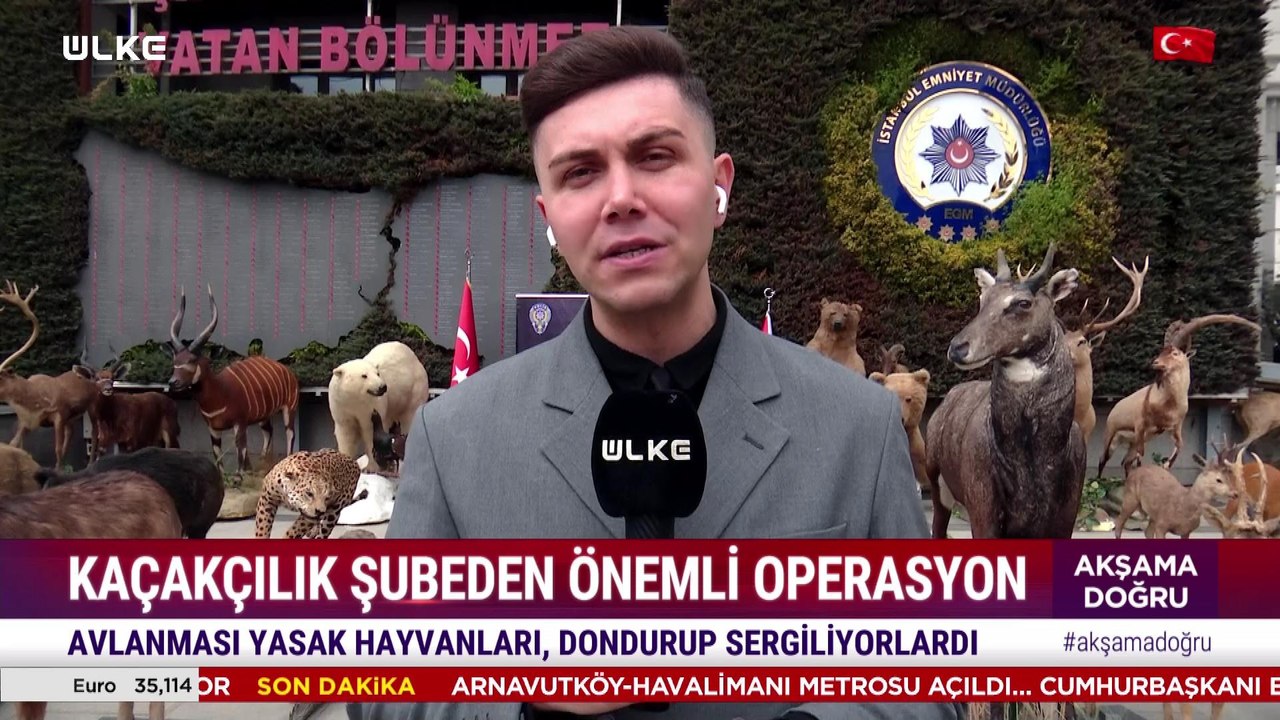 Akşama Doğru – 19 Mart 2024Sevgi Deniz’in sunumuyla “Akşama Doğru”, Türkiye ve dünyada yaşananları ayrıntılarıyla ekranlara Ülke TV ekranlarına taşıyor. Gündeme bomba gibi düşen haberler, siyasi tartışmalar, ülkenin iç ve dış meseleleri ve günün son dakik