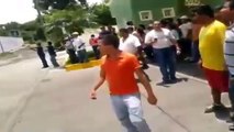 Perredistas recibidos a balazos en bodega de Catemaco donde supuestamente se guardaban despensas del PRI