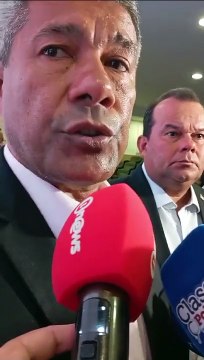 Jerônimo Rodrigues “elogia” atitude da Prefeitura de Salvador em relação à epidemia de dengue: “O que a gente puder ajudar, nós haveremos de ajudar”; assista