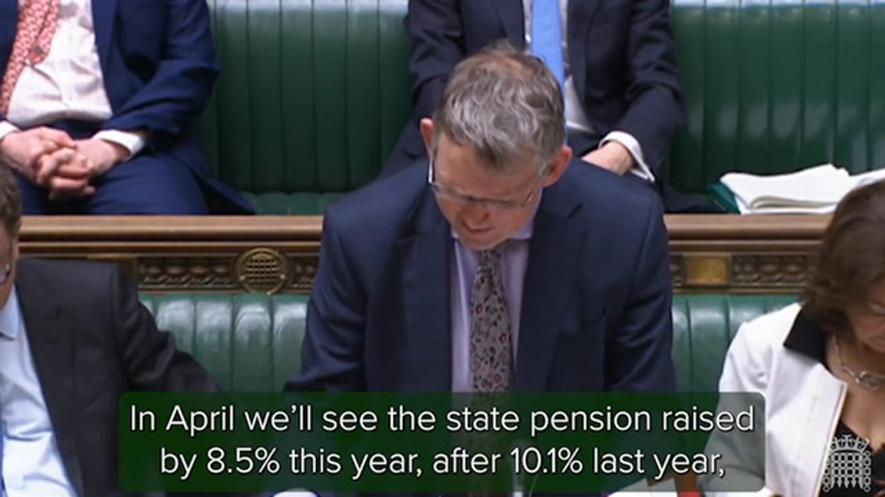 Dwp Code Shows When You Will Be Paid As Payments Rise By 8.5% In April