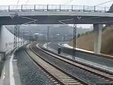 Cámaras de seguridad graban el momento del descarrilamiento del tren en Santiago de Compostela