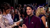 Darren Criss y Naya Rivera Hablan del Tributo en Glee
