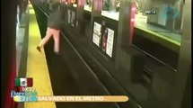 Hombre cae a las vías del tren en Boston