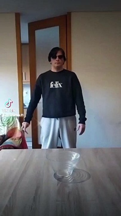 Card trick karate