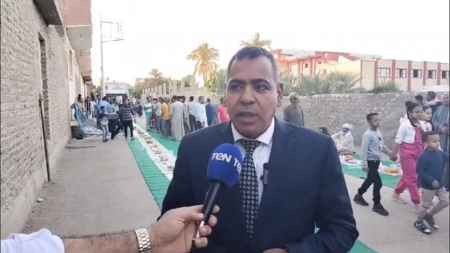 بطول 5 كيلو متر...أطول مائدة إفطار رمضانية بمحافظة الأقصر