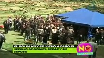 Llevan a cabo los funerales de Mónica Spear y su esposo en Venezuela