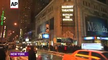 Broadway Goes Dark for Philip Seymour Hoffman