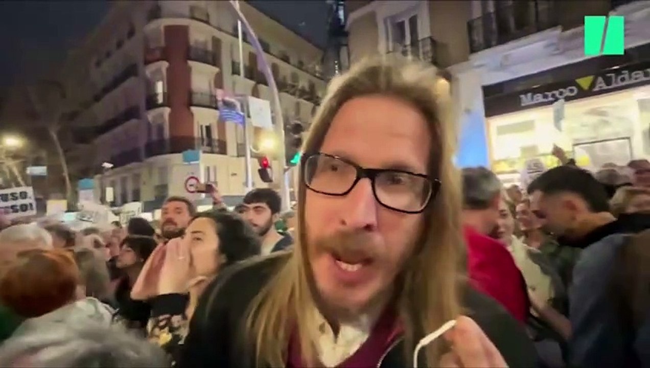 Pablo Fernández, frente a la sede del PP en Madrid: "Ayuso tiene que dimitir porque es la resposable del asesinato de miles de personas mayores en la Comunidad de Madrid"