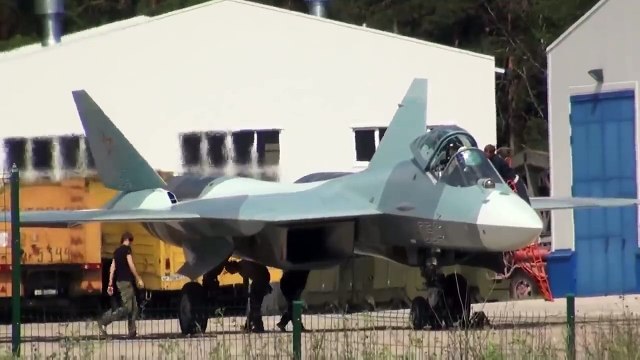 Chengdu J-20 — Китайский Истребитель ПЯТОГО Поколения